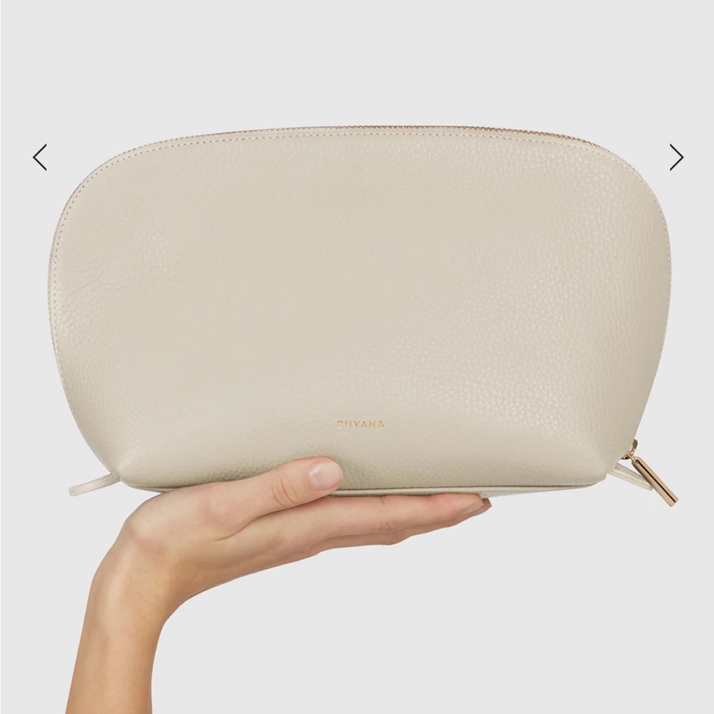 Cuyana Leather Makeup Travel Case Set (white)  - BRAND NEW/NEVER USED